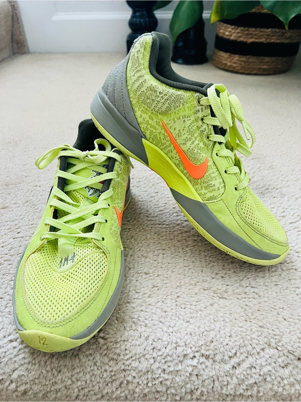 Nike JA 2 Men's Size 8 Lemon Neon Grey Basketball Shoes FD7328 701 Athletic EUC